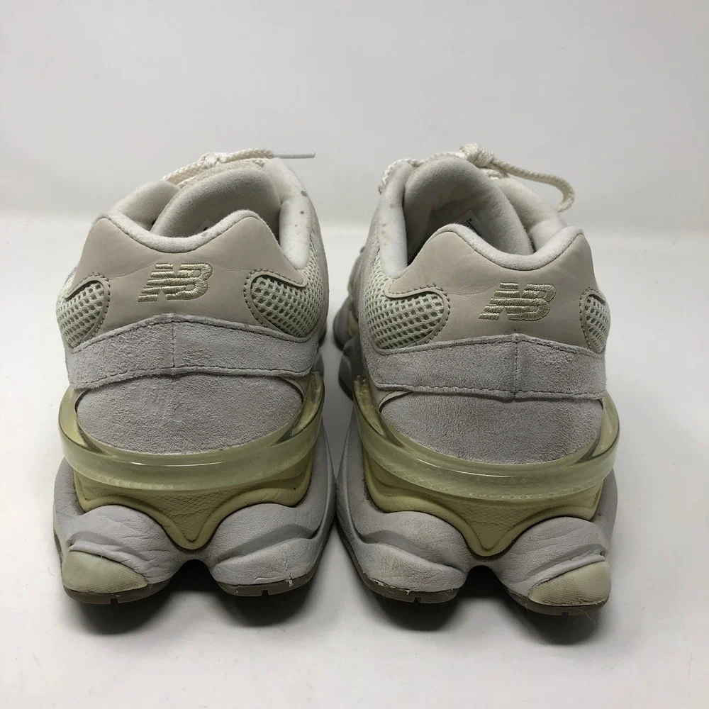 New Balance 9060 Sneakers Men 8 Women 9.5‎ Unisex Sea Salt Moonbeam Streetwear